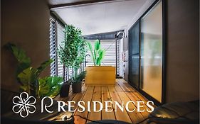 R Residence 天下茶屋 IV